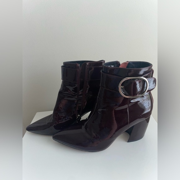 Alias Mae Maroon Ankle Boots - Picture 1 of 4
